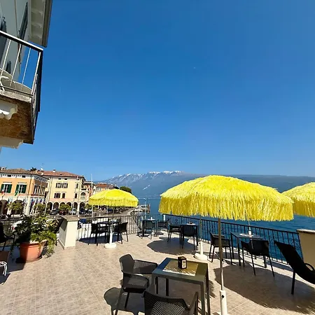 Otel Albergo Gargnano Gargnano