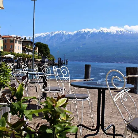 Hotel Albergo Gargnano 2*