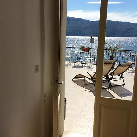 Albergo Gargnano Gargnano