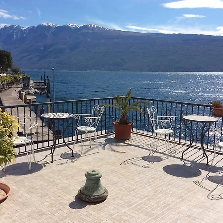 Albergo Gargnano Hotel
