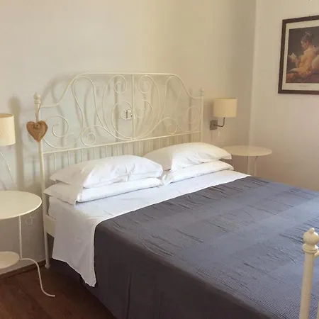 Hotel Albergo Gargnano 2*